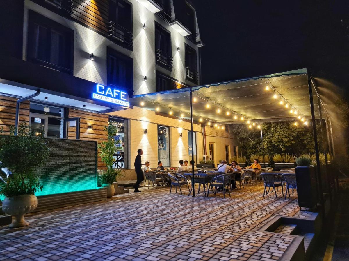 Sharaf Hotel Taskent Exterior foto