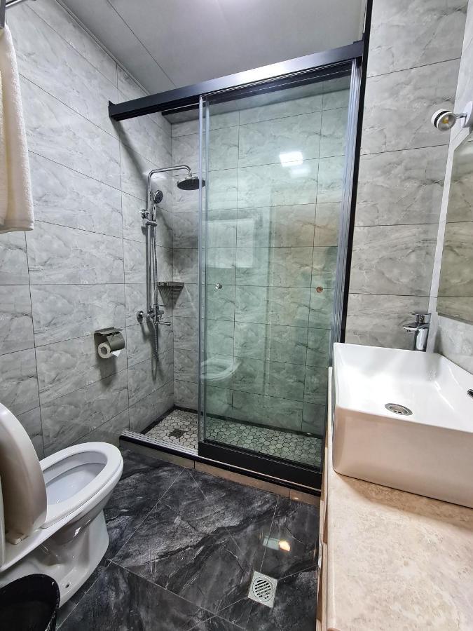 Sharaf Hotel Taskent Exterior foto