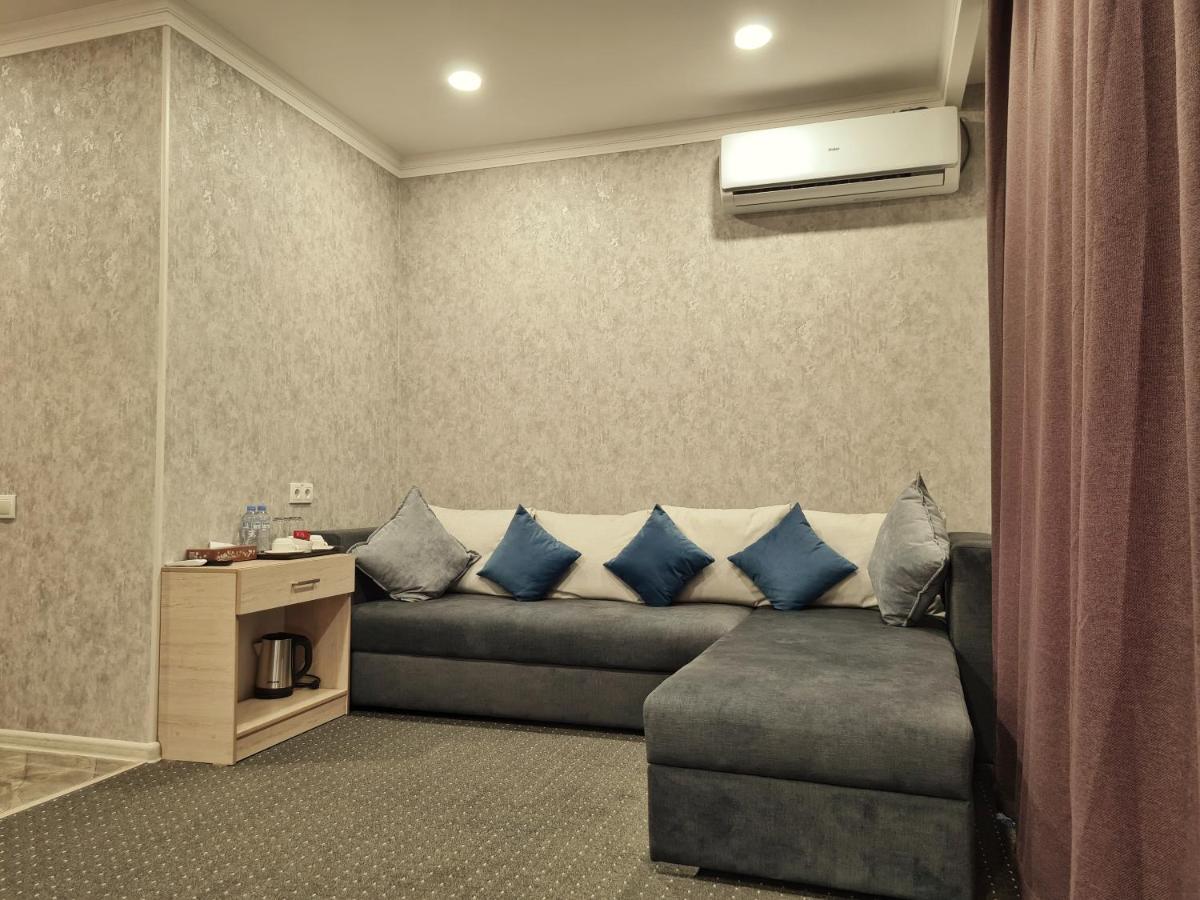 Sharaf Hotel Taskent Exterior foto