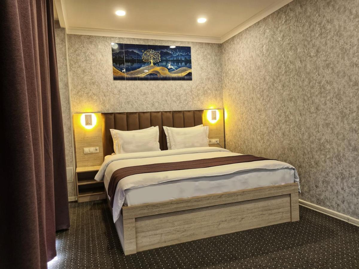 Sharaf Hotel Taskent Exterior foto